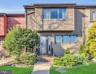 Hillsborough, New Jersey 08844, United States, 3 Bedrooms Bedrooms, ,4 BathroomsBathrooms,Residential,Active,186085