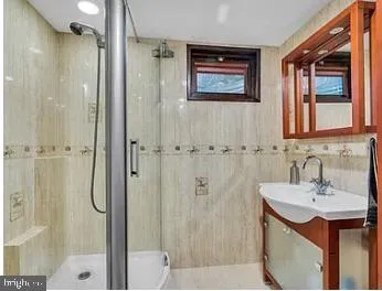 Hillsborough, New Jersey 08844, United States, 3 Bedrooms Bedrooms, ,4 BathroomsBathrooms,Residential,Active,186085