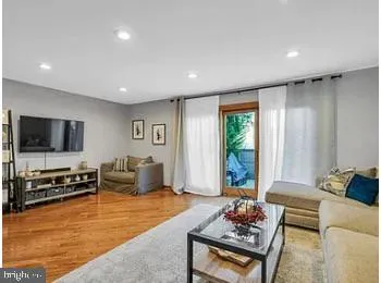 Hillsborough, New Jersey 08844, United States, 3 Bedrooms Bedrooms, ,4 BathroomsBathrooms,Residential,Active,186085