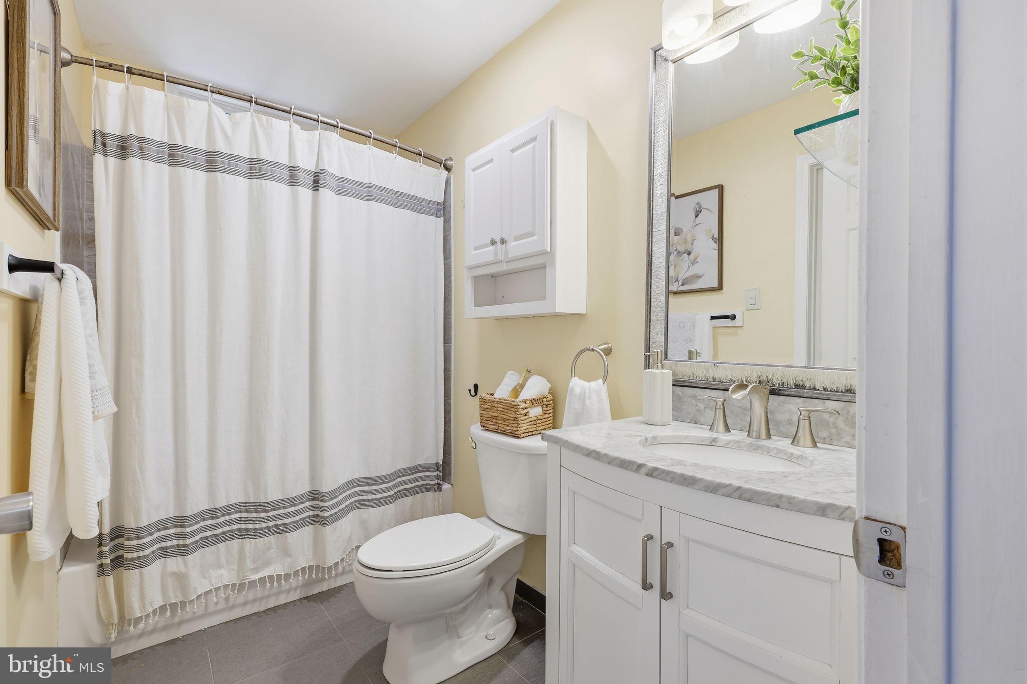 BROOKSIDE - Residential