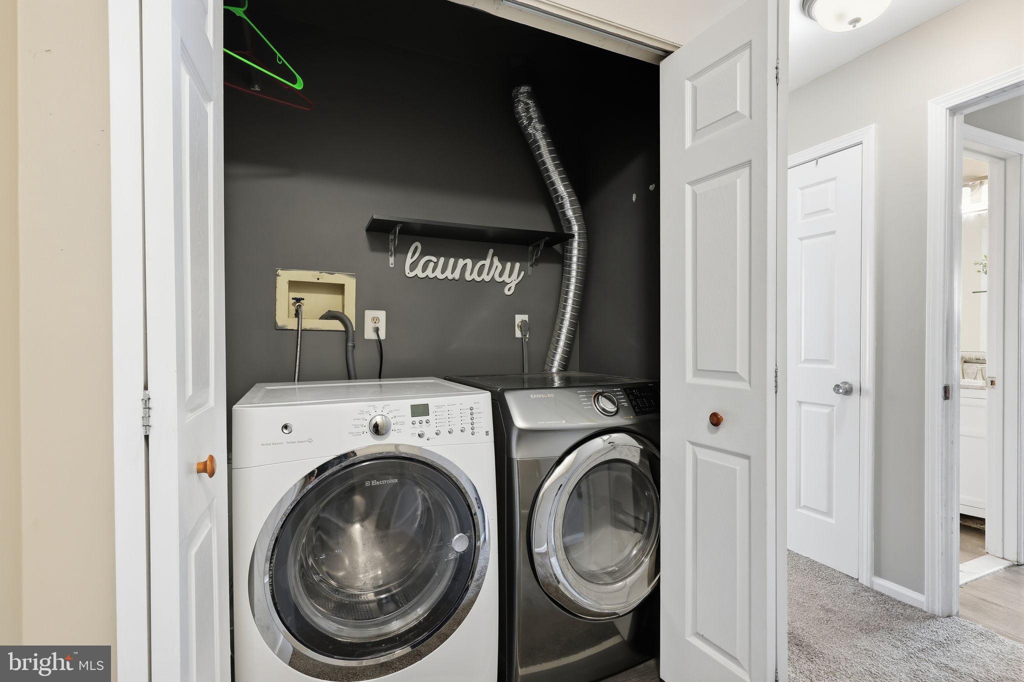 BROOKSIDE - Residential