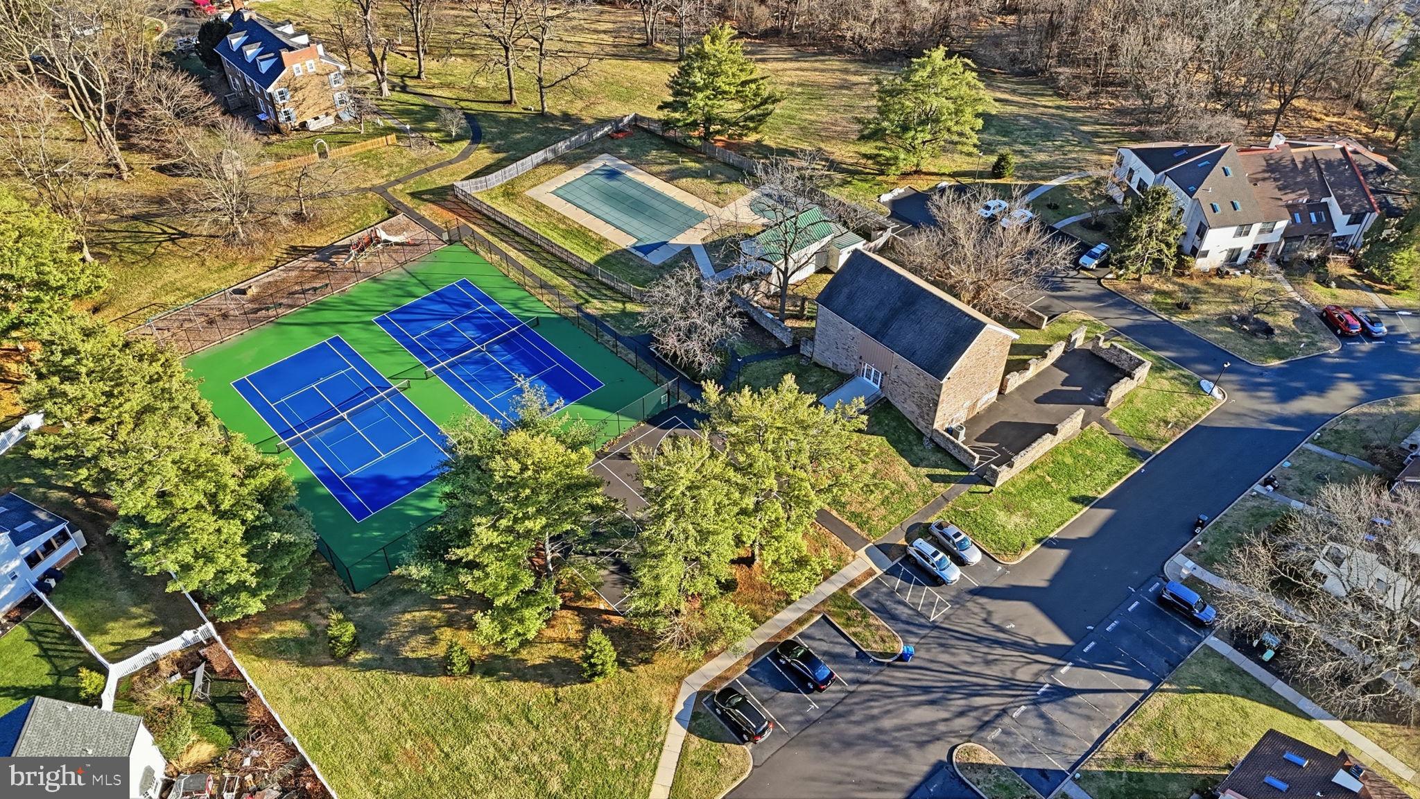 BROOKSIDE - Residential