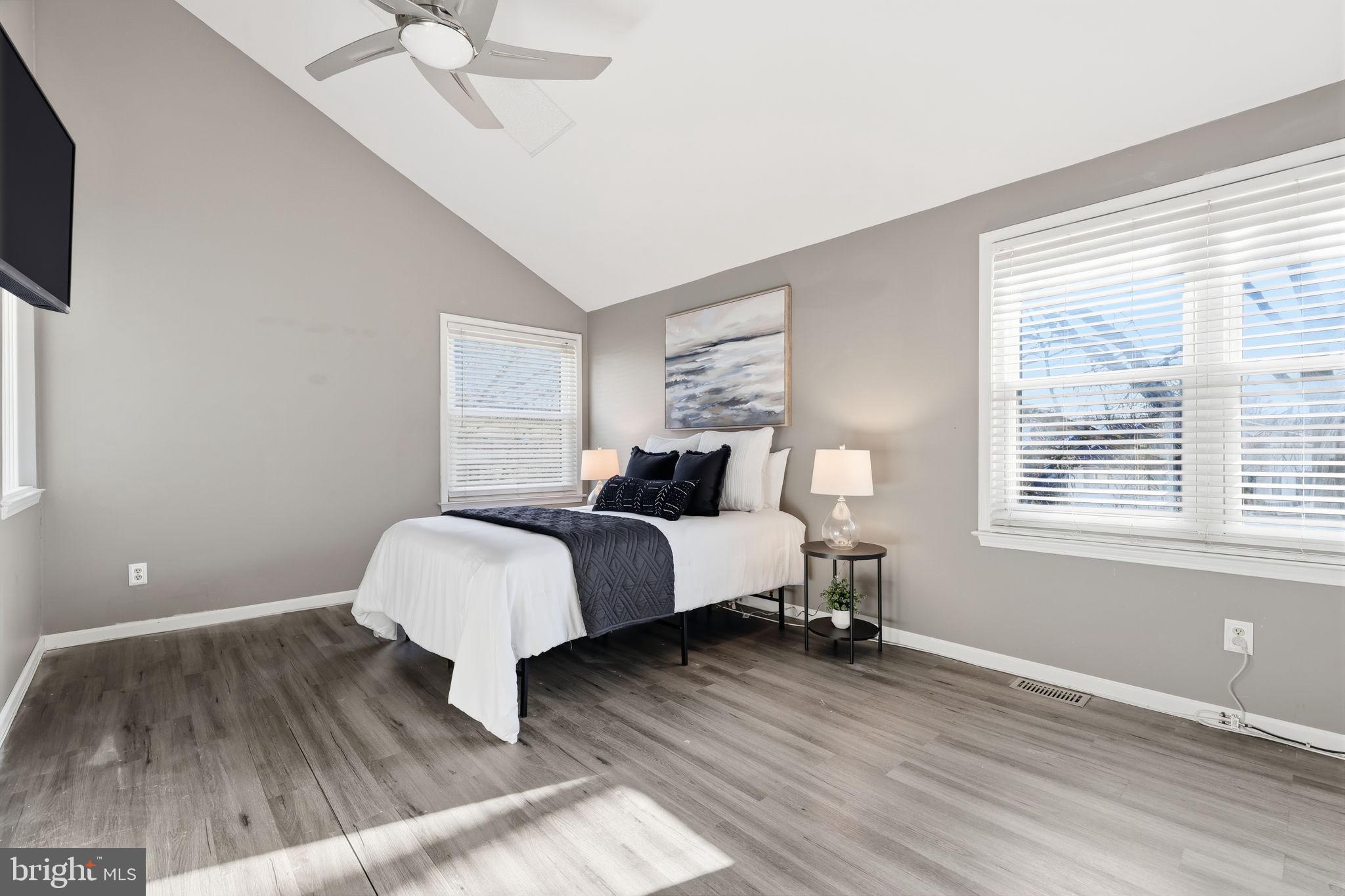 BROOKSIDE - Residential