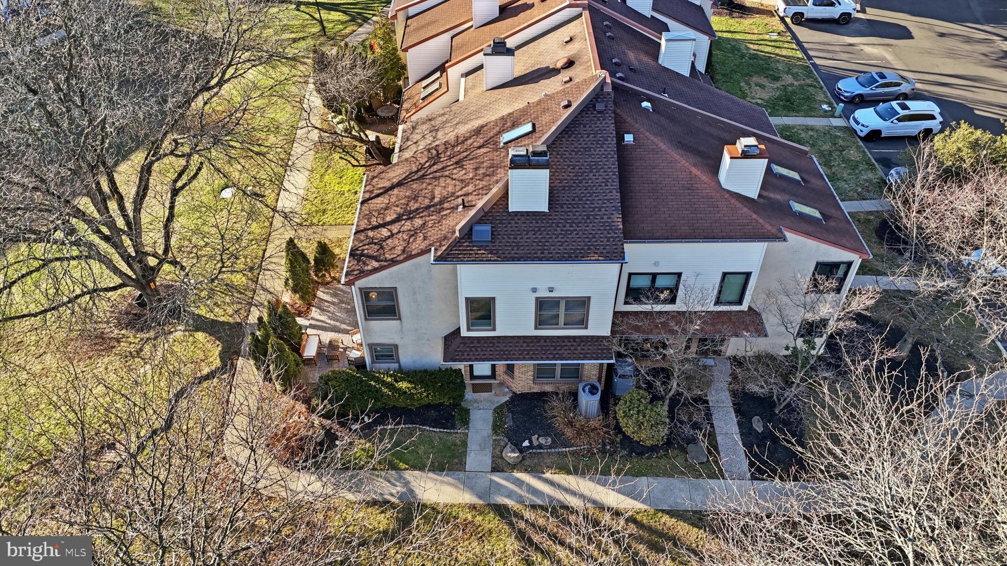 BROOKSIDE - Residential