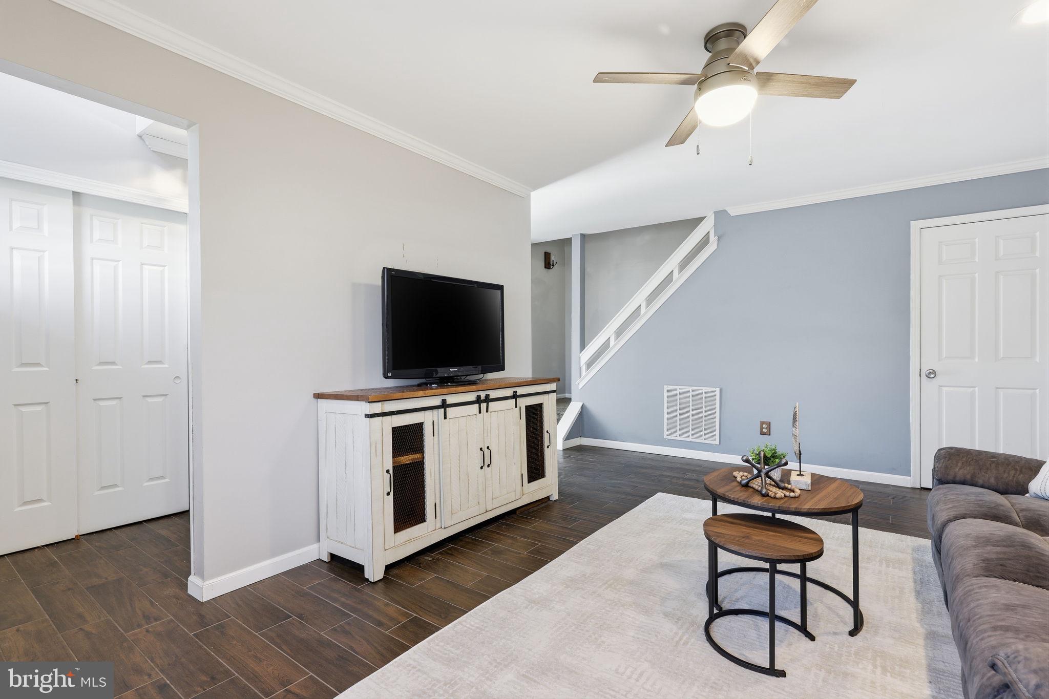 BROOKSIDE - Residential