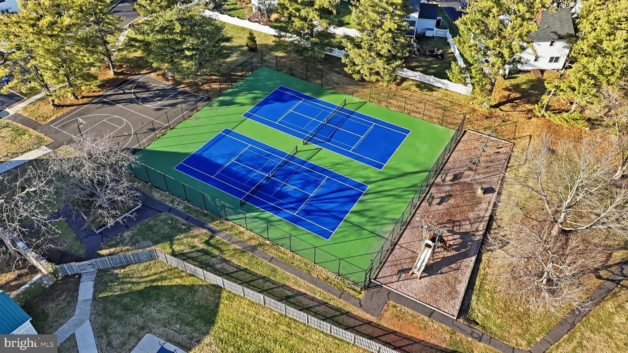 BROOKSIDE - Residential