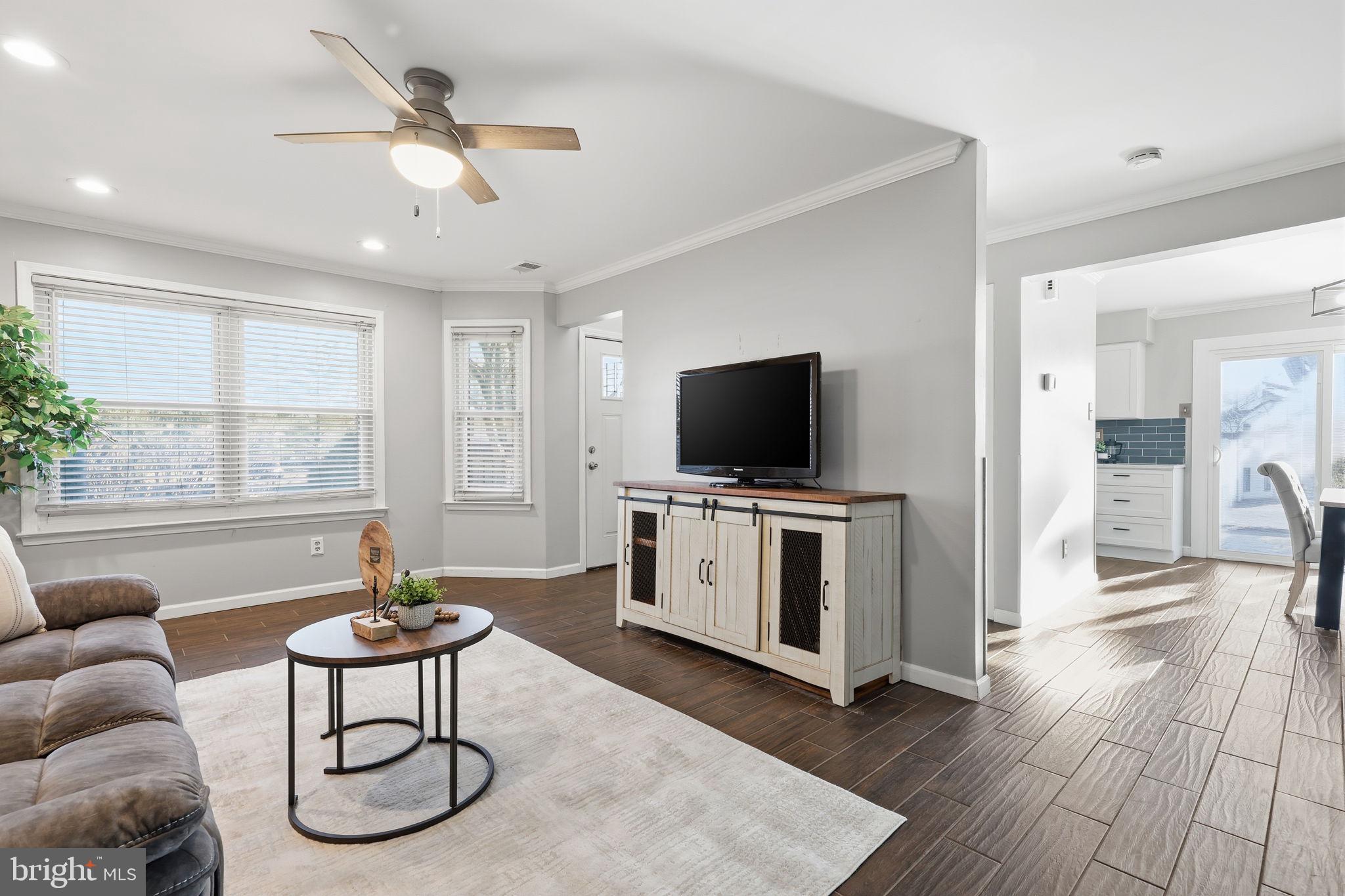 BROOKSIDE - Residential