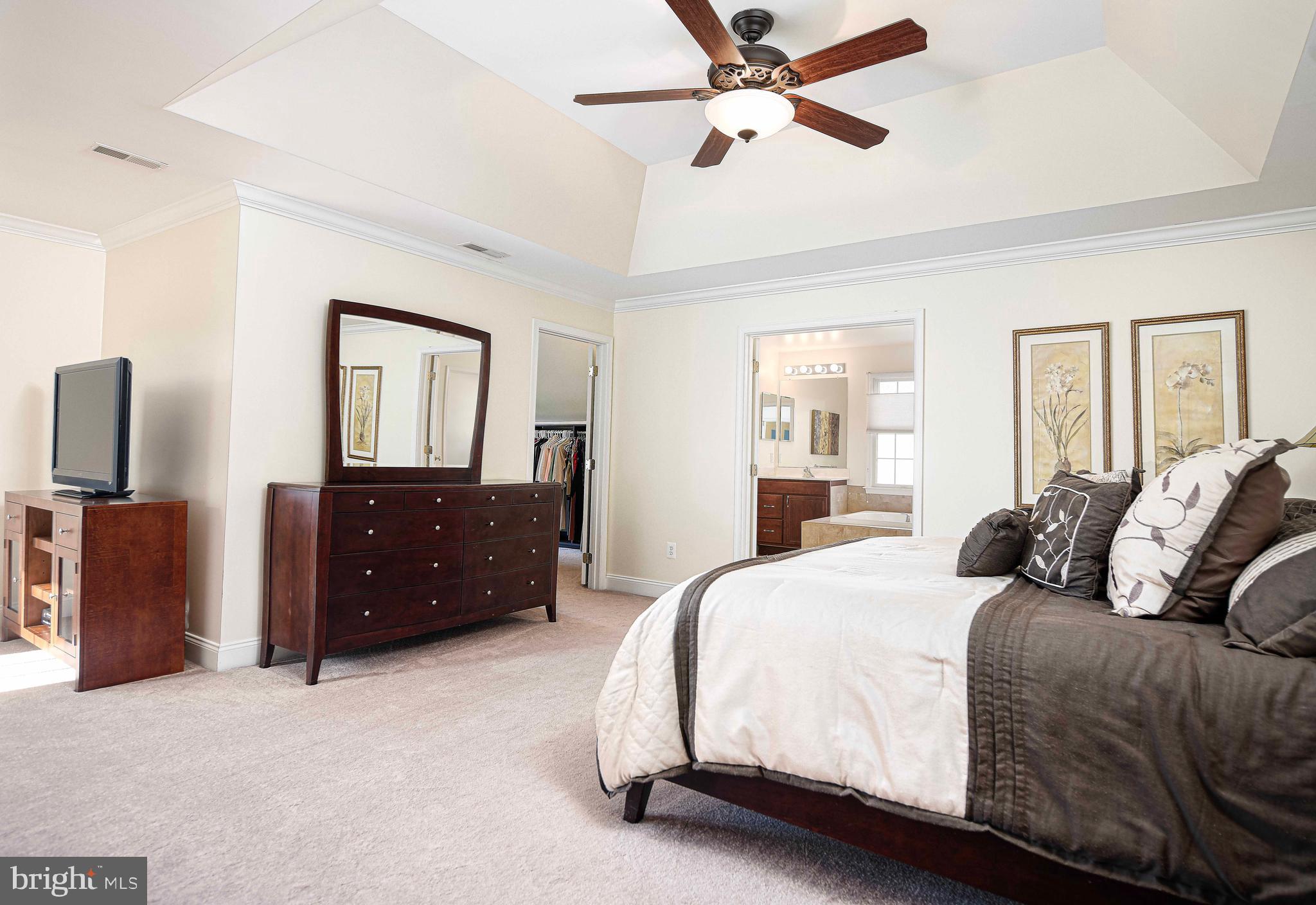 THE ESTATES AT CEDARDAY - Residential