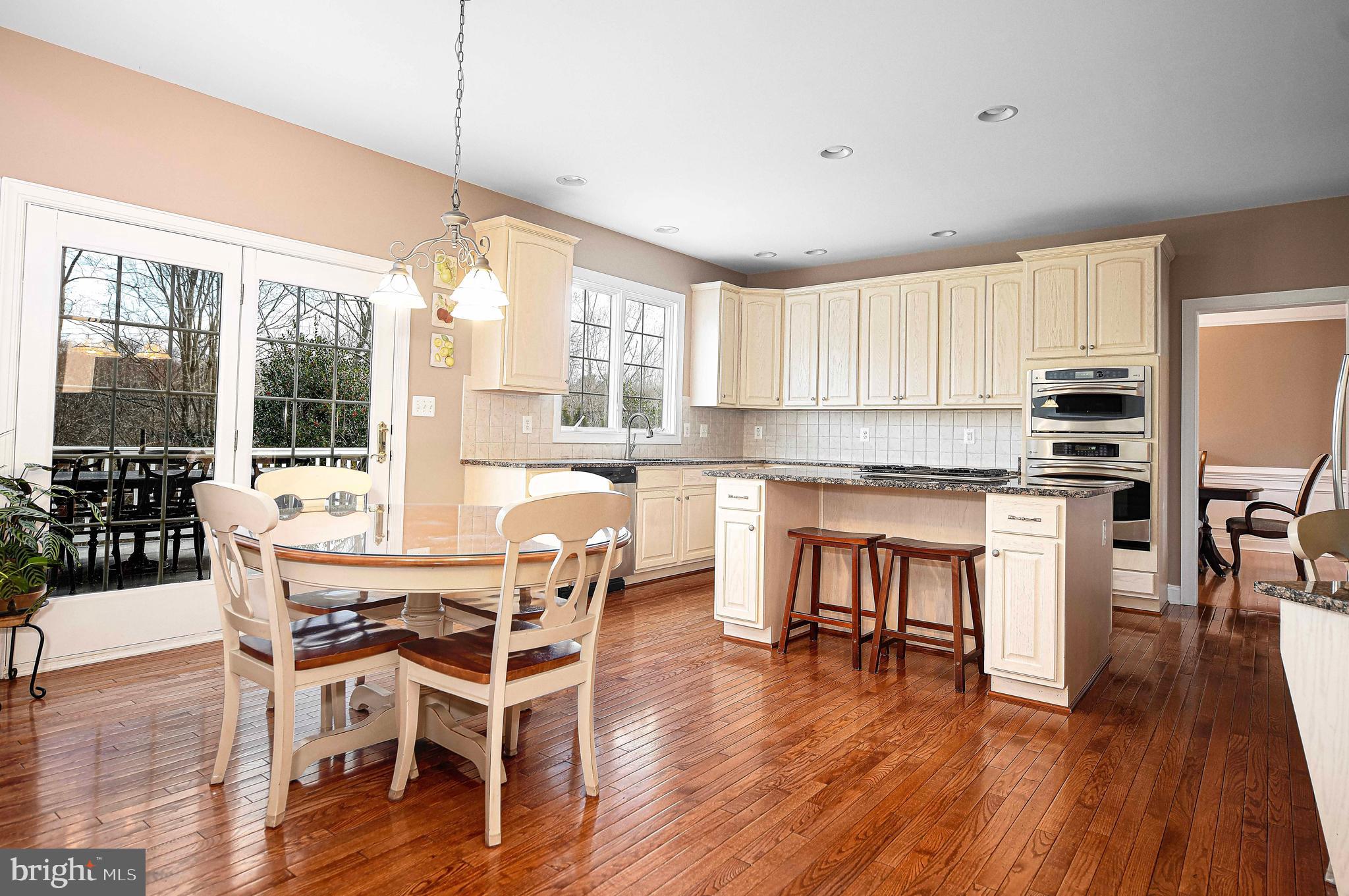 THE ESTATES AT CEDARDAY - Residential