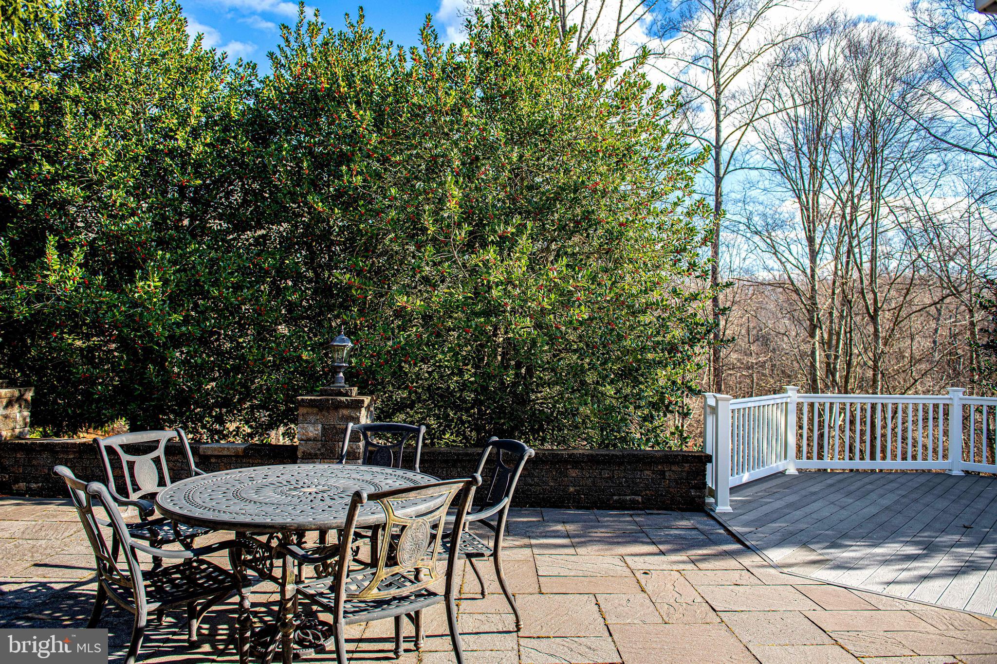 THE ESTATES AT CEDARDAY - Residential