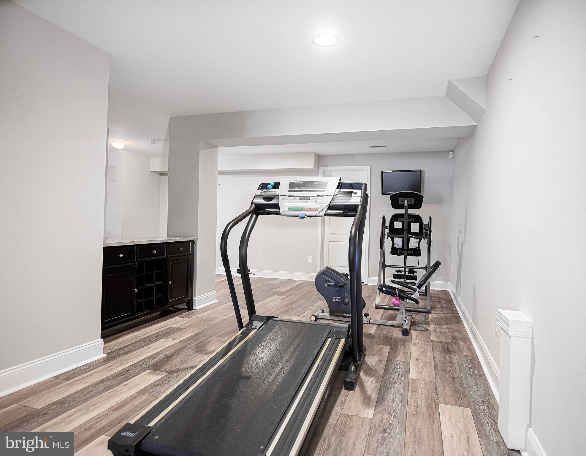 THE ESTATES AT CEDARDAY - Residential