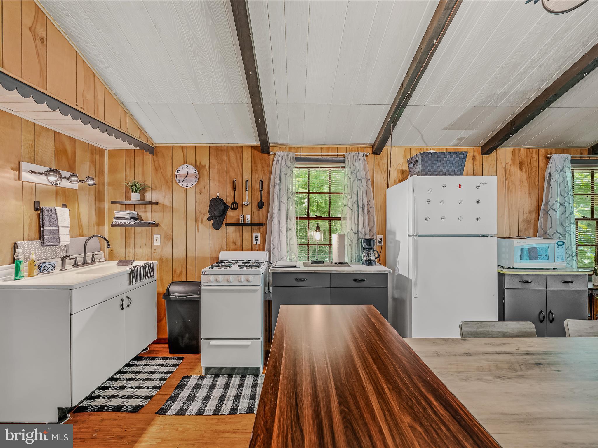 CACAPON HILLS - Residential