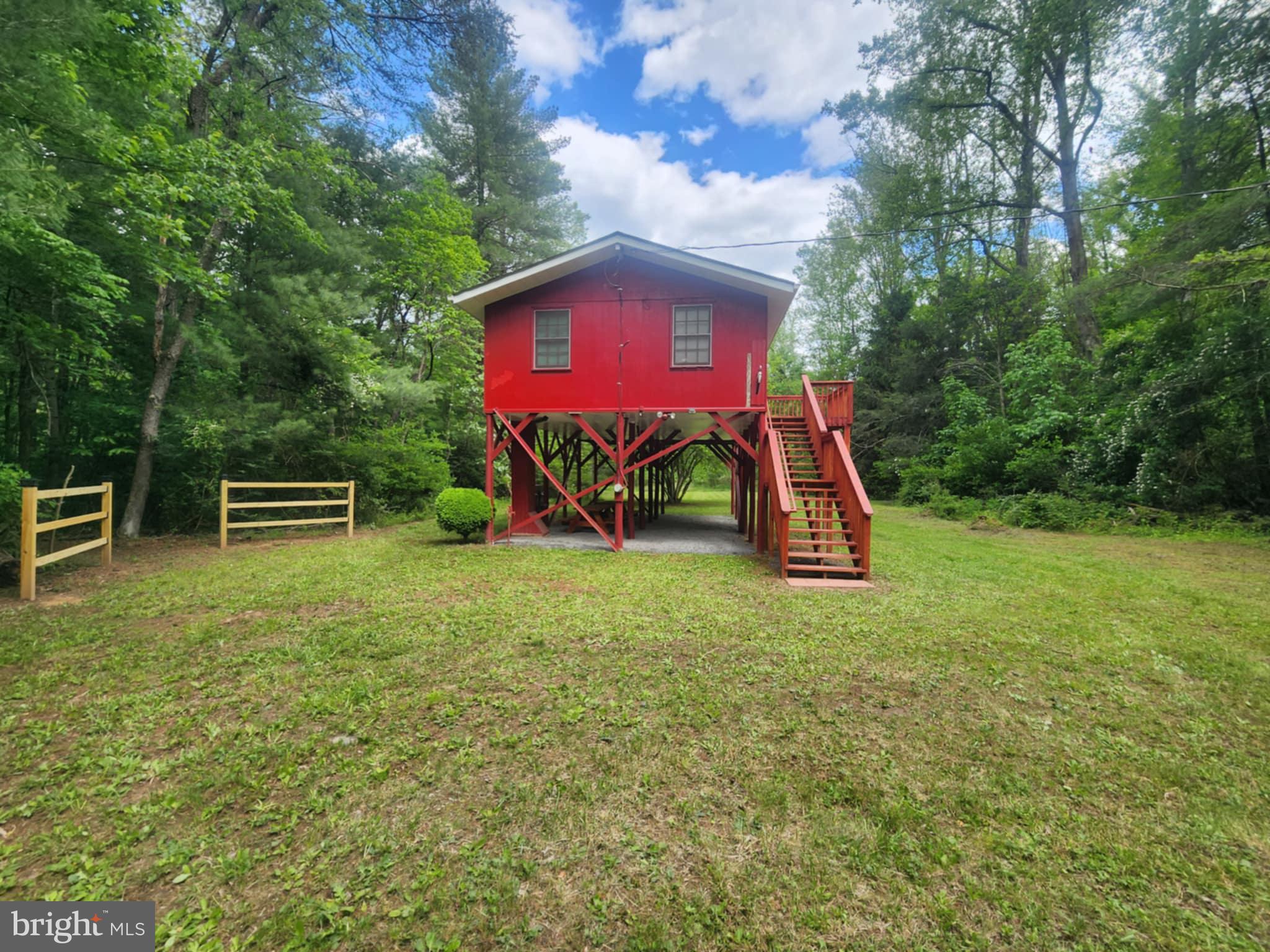 CACAPON HILLS - Residential