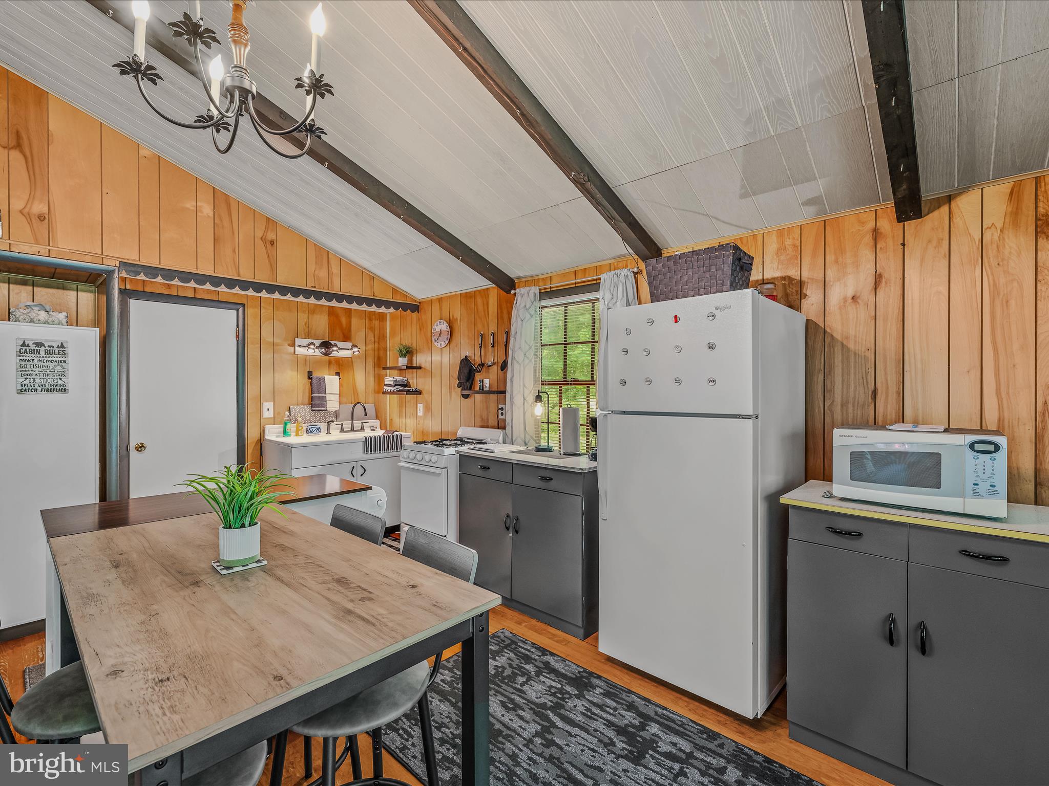 CACAPON HILLS - Residential