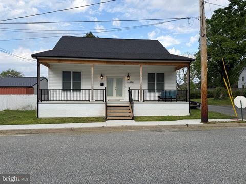 Photo of 118 N School Lane, SMYRNA, DE 19977 (MLS # DEKT2046414)