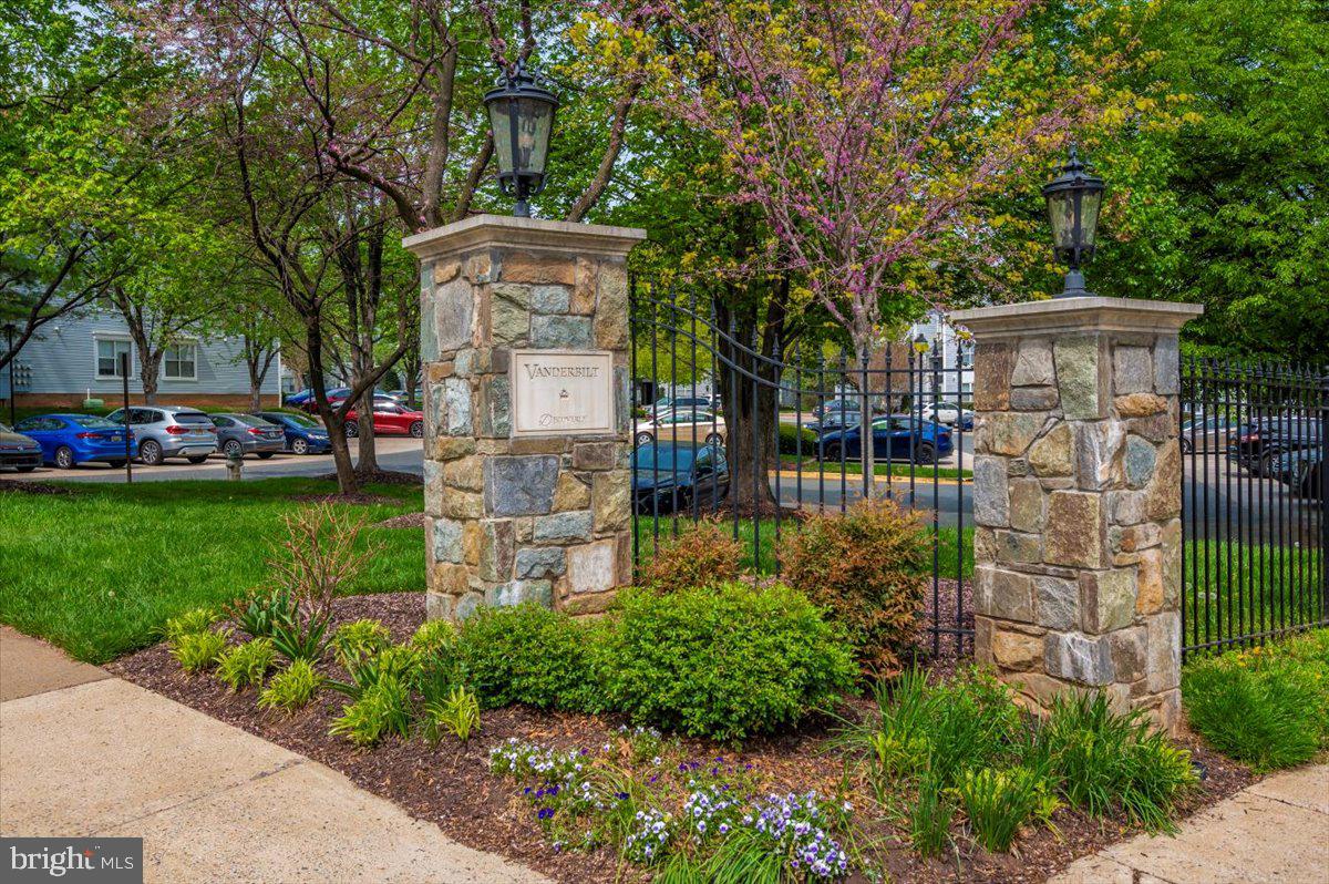 DECOVERLY - Residential