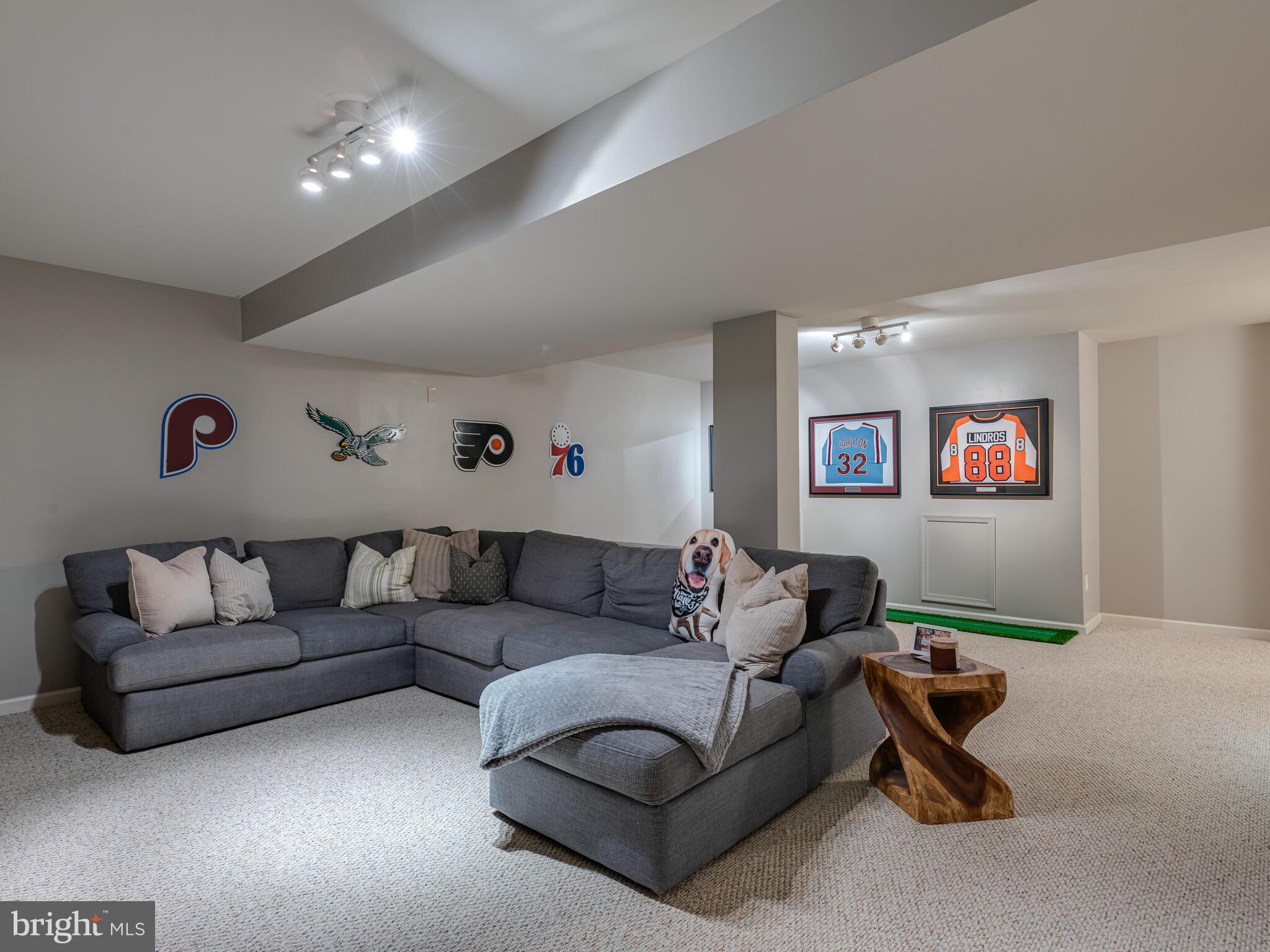 QUARRY RIDGE - Residential