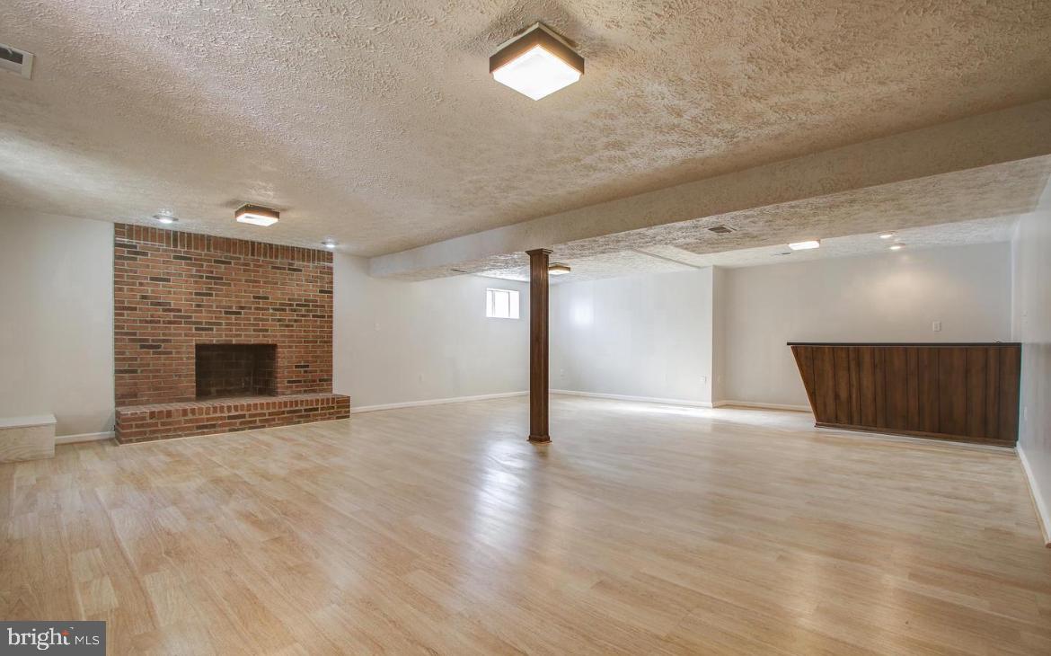 TANTALLON NORTH - Residential Lease