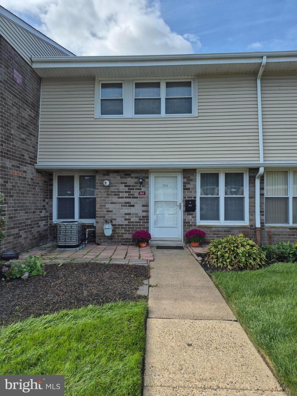 Photo of 3850 Woodhaven Rd #302, PHILADELPHIA, PA 19154 (MLS # PAPH2544490)