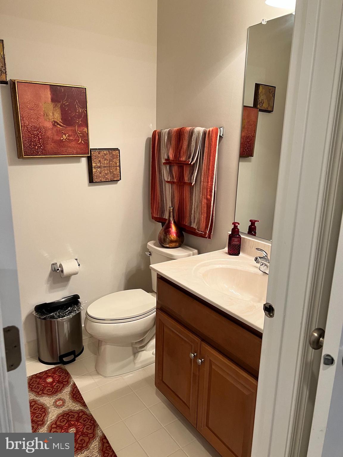 LOUDOUN VALLEY ESTATES 2 - Residential Lease