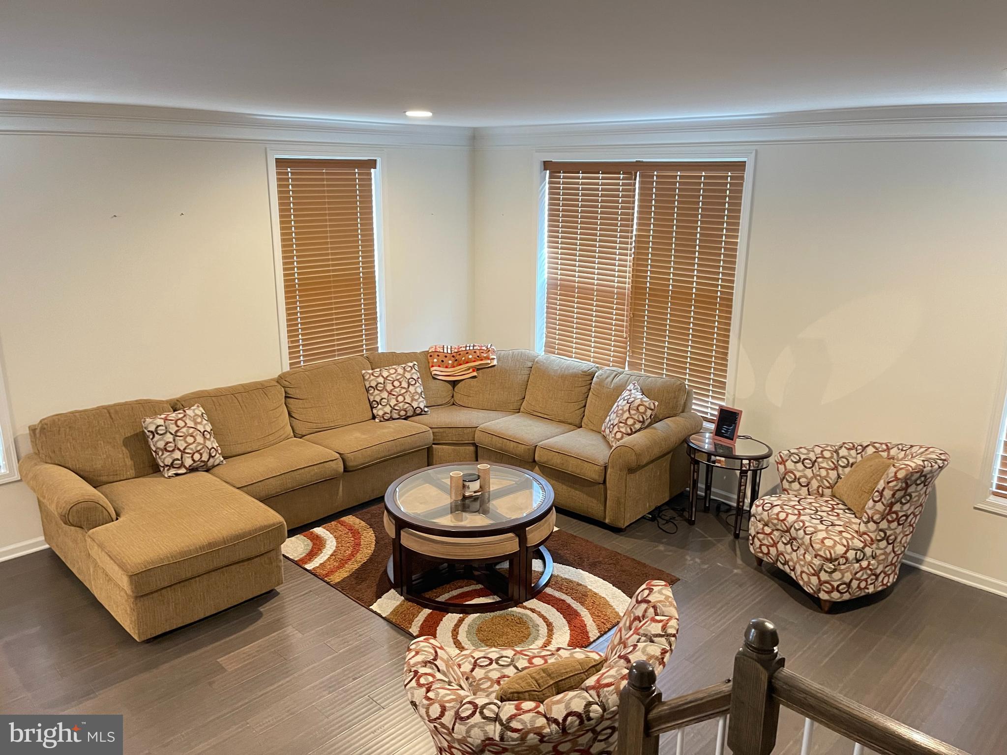 LOUDOUN VALLEY ESTATES 2 - Residential Lease