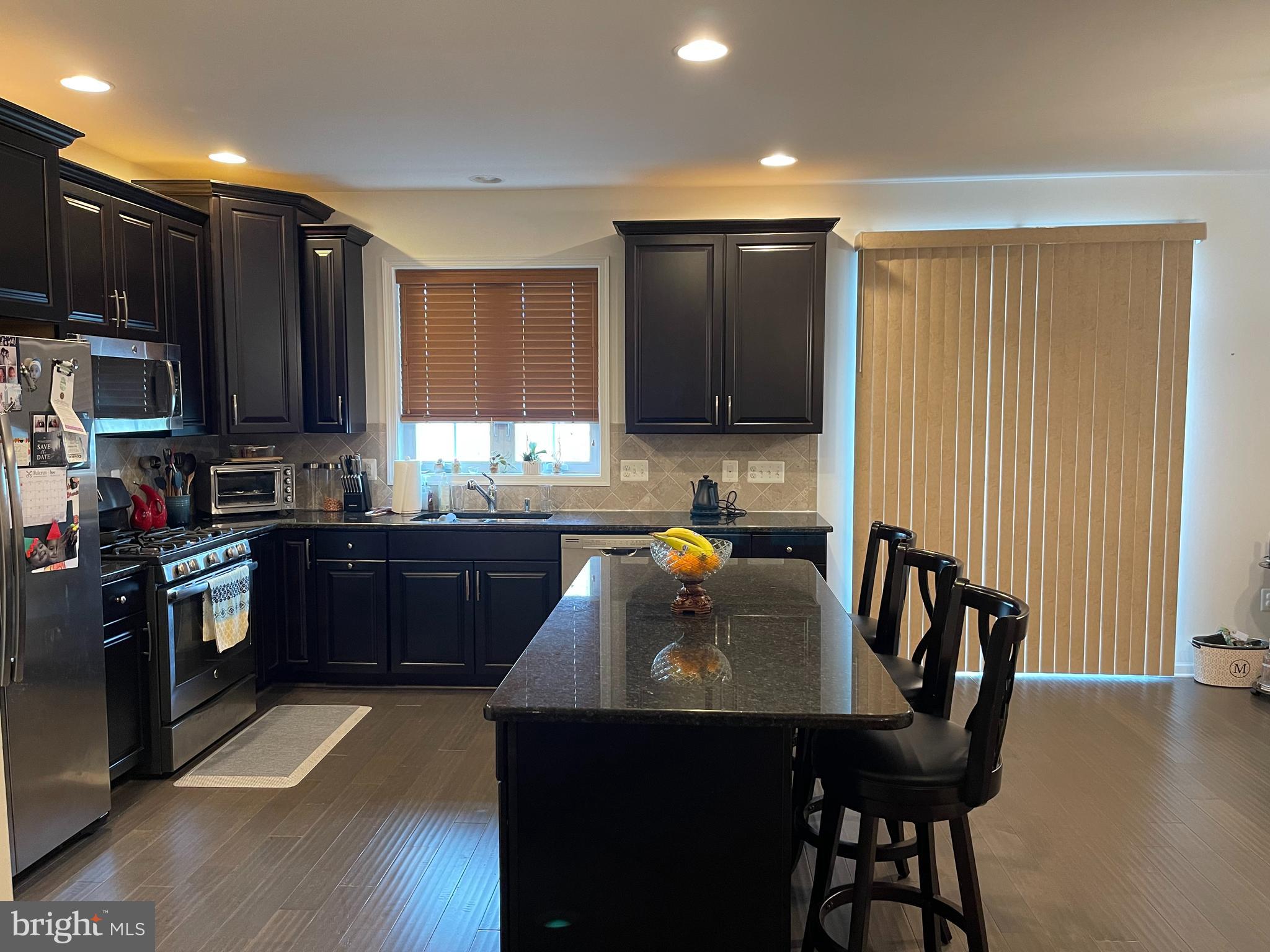 LOUDOUN VALLEY ESTATES 2 - Residential Lease