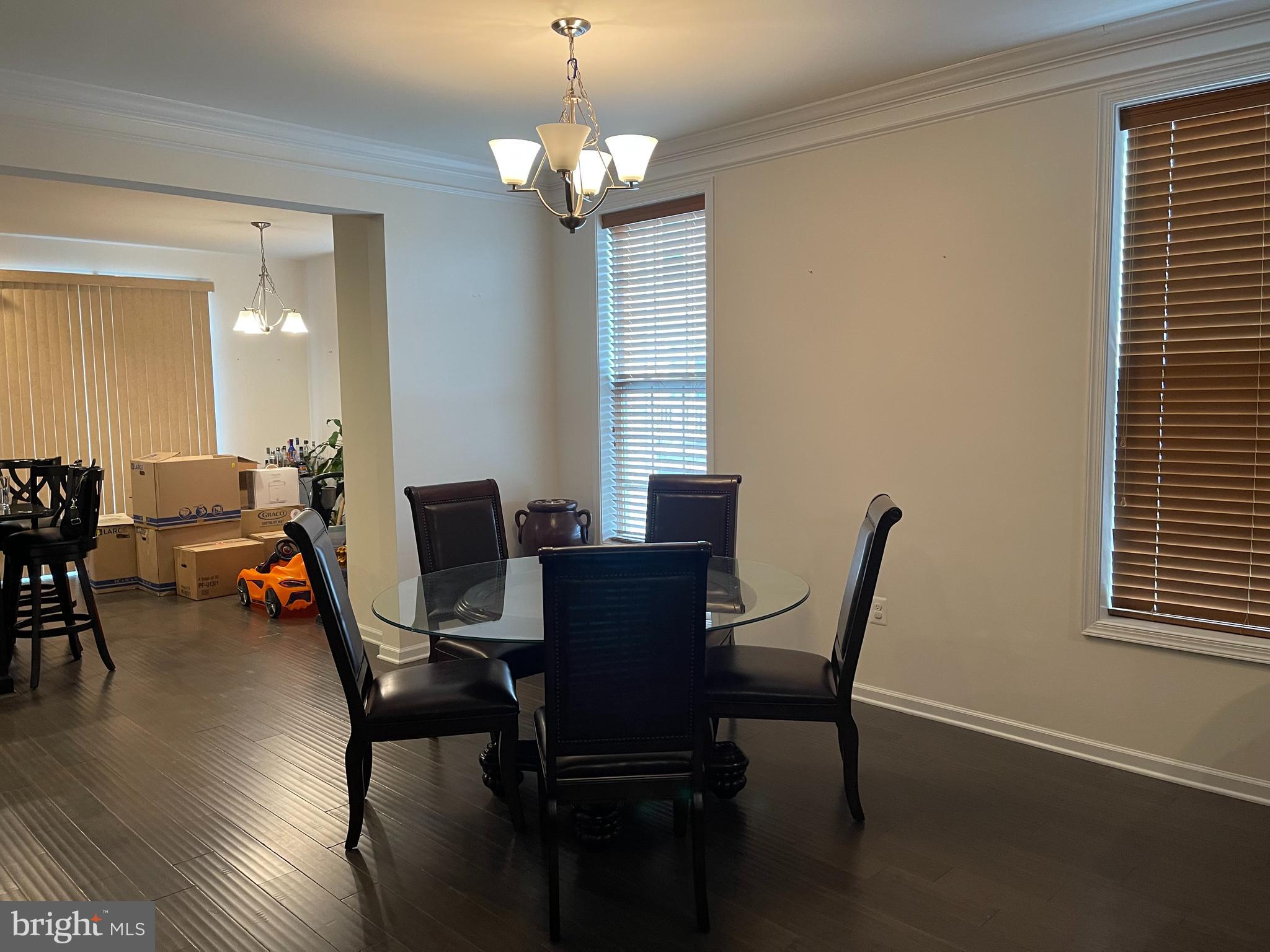 LOUDOUN VALLEY ESTATES 2 - Residential Lease