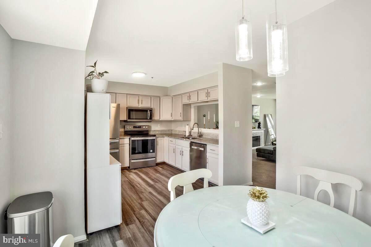 BOWIE NEW TOWN CENTER - Residential