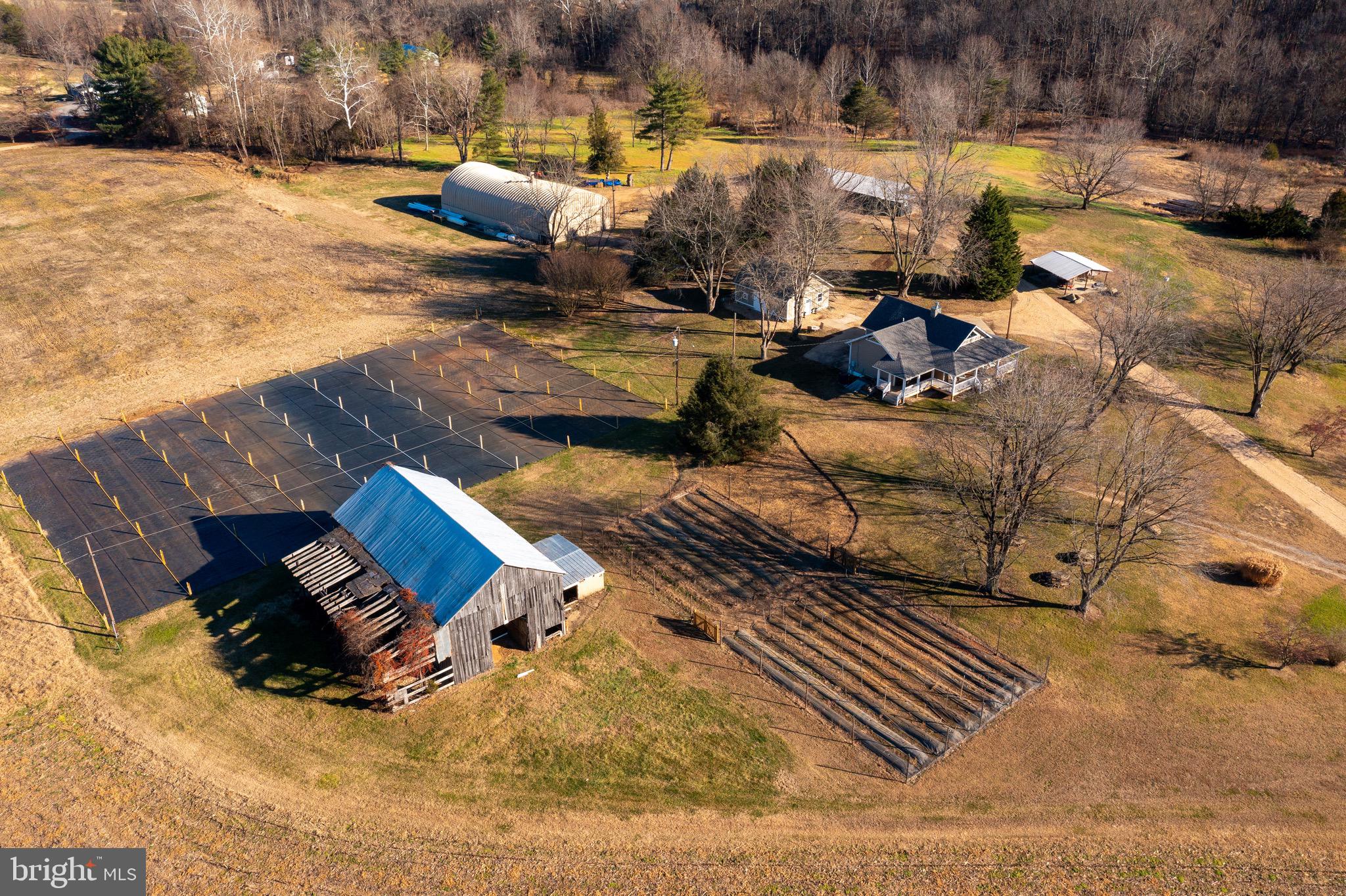 DAVIDSONVILLE - Land