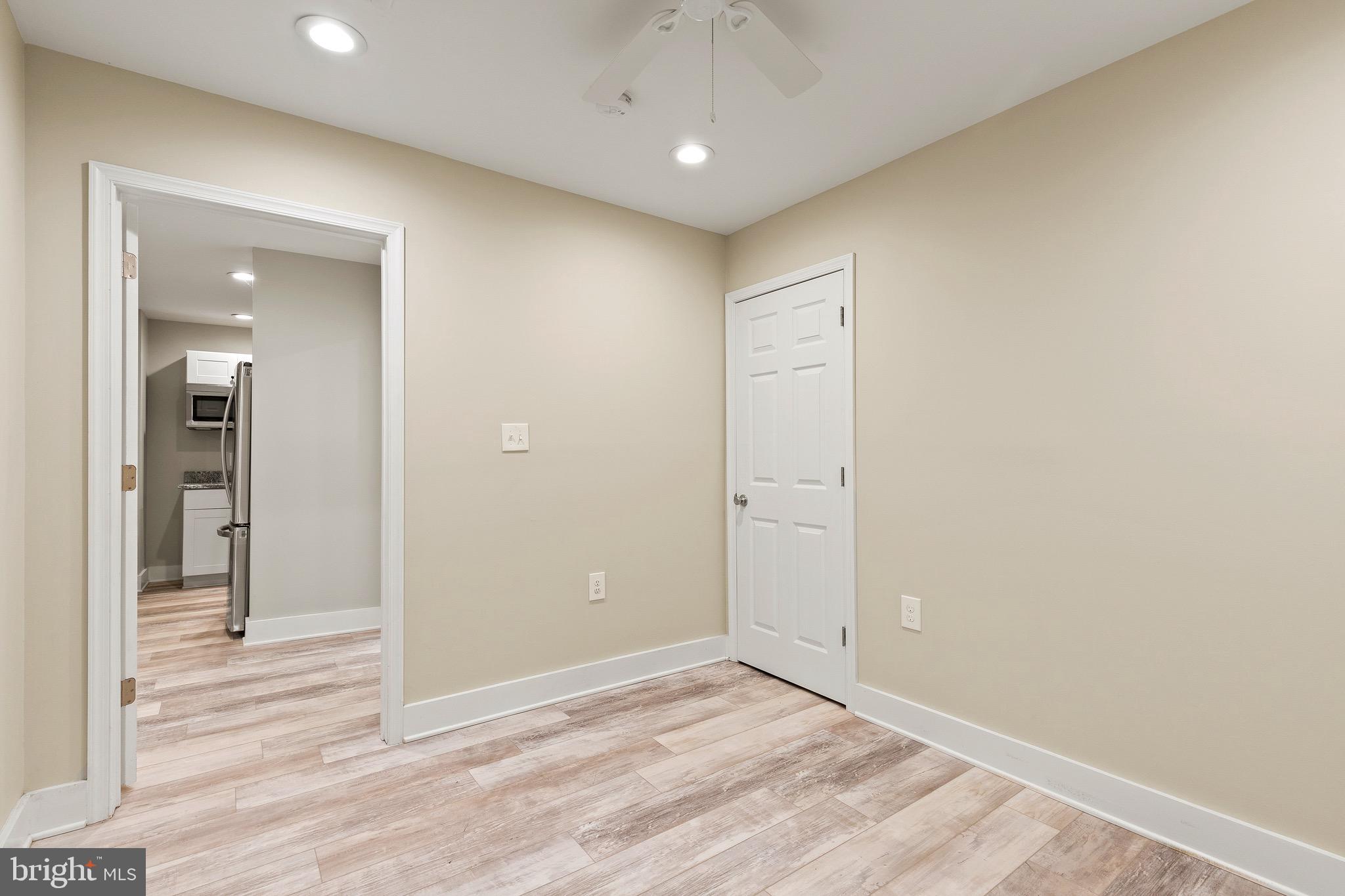 DAVIDSONVILLE - Land