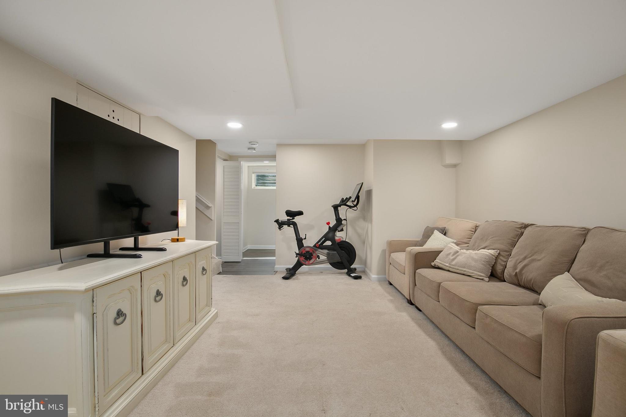 TAKOMA PARK - Residential