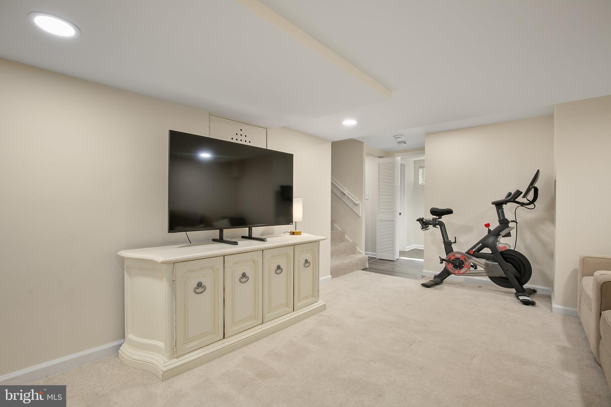 TAKOMA PARK - Residential