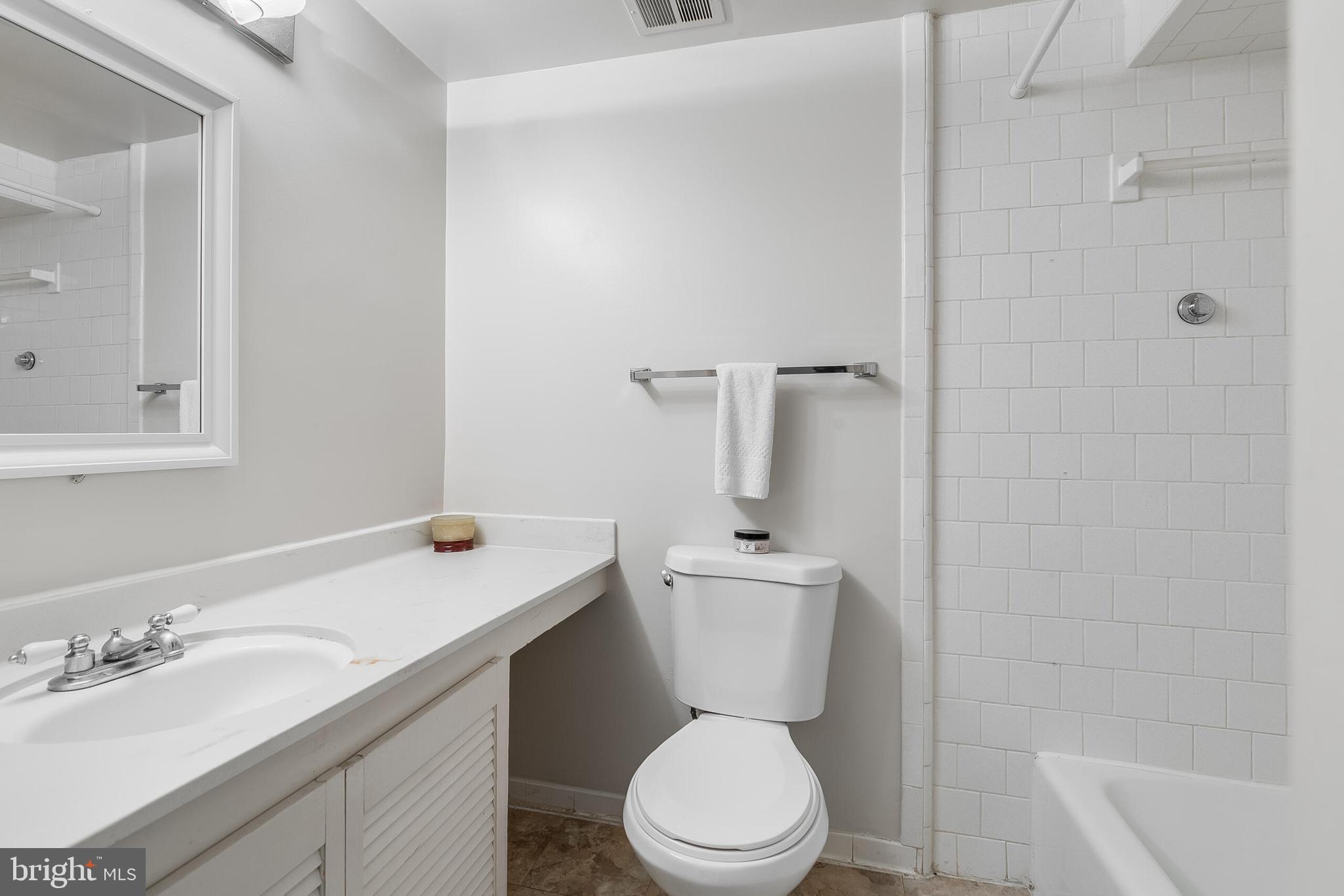 CHAIN BRIDGE FOREST - Residential