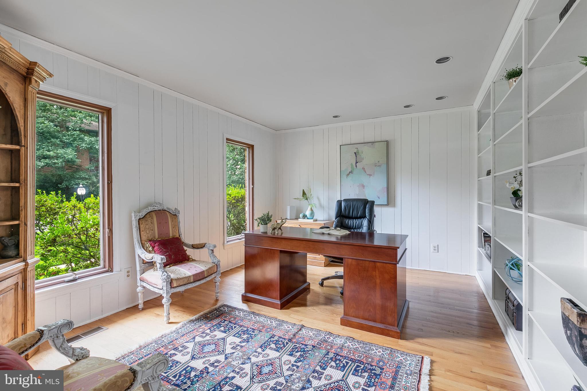 CHAIN BRIDGE FOREST - Residential