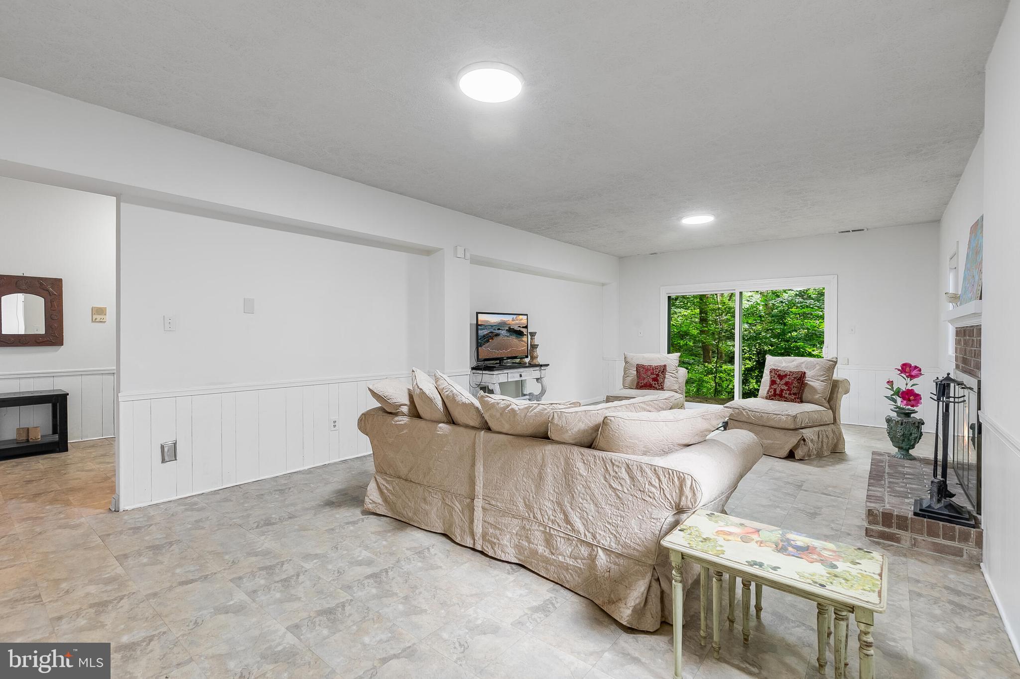 CHAIN BRIDGE FOREST - Residential