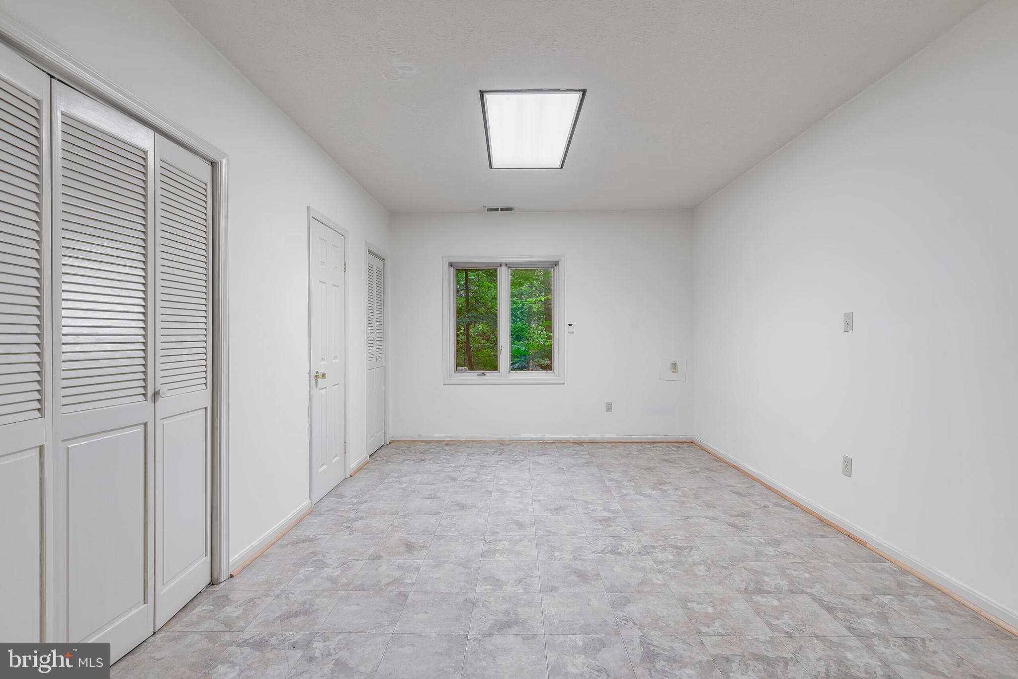 CHAIN BRIDGE FOREST - Residential