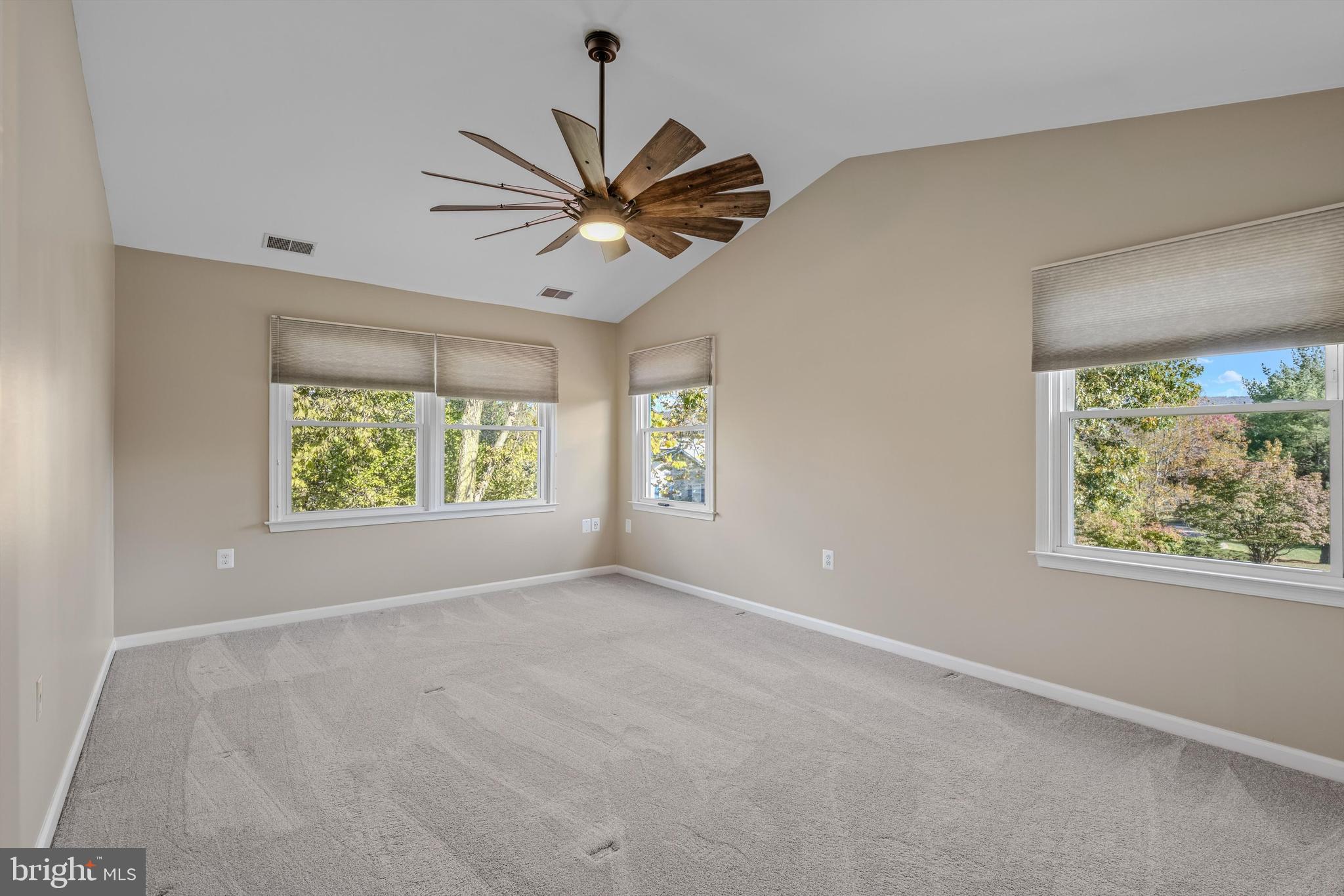 DEER MOUNTAIN ESTATES - Residential