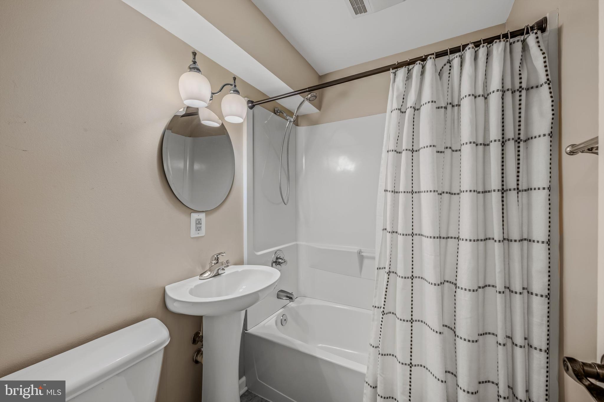 DEER MOUNTAIN ESTATES - Residential