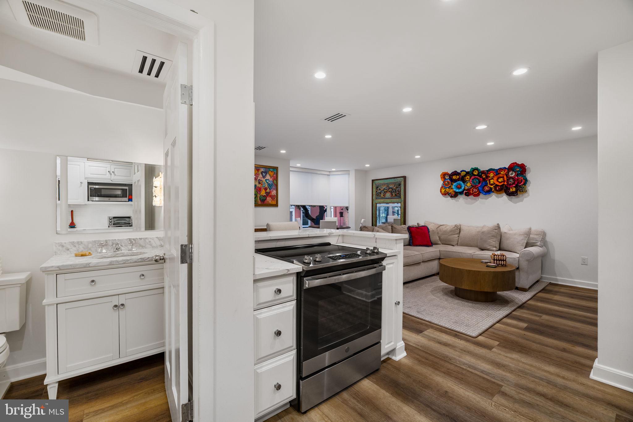 RITTENHOUSE SQUARE - Residential