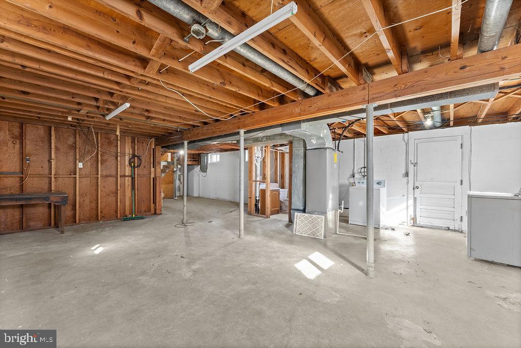 FERRY FARMS - Residential