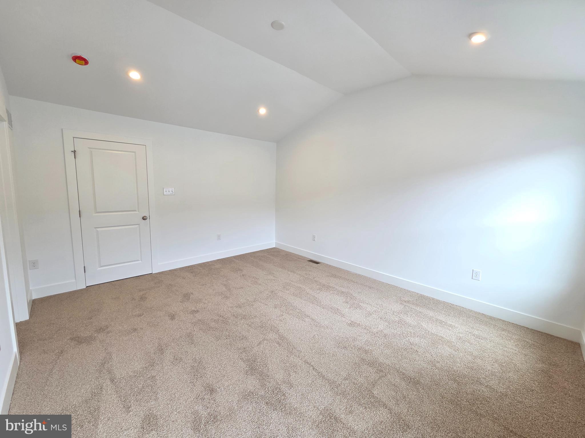 STERLING WALK - Residential Lease