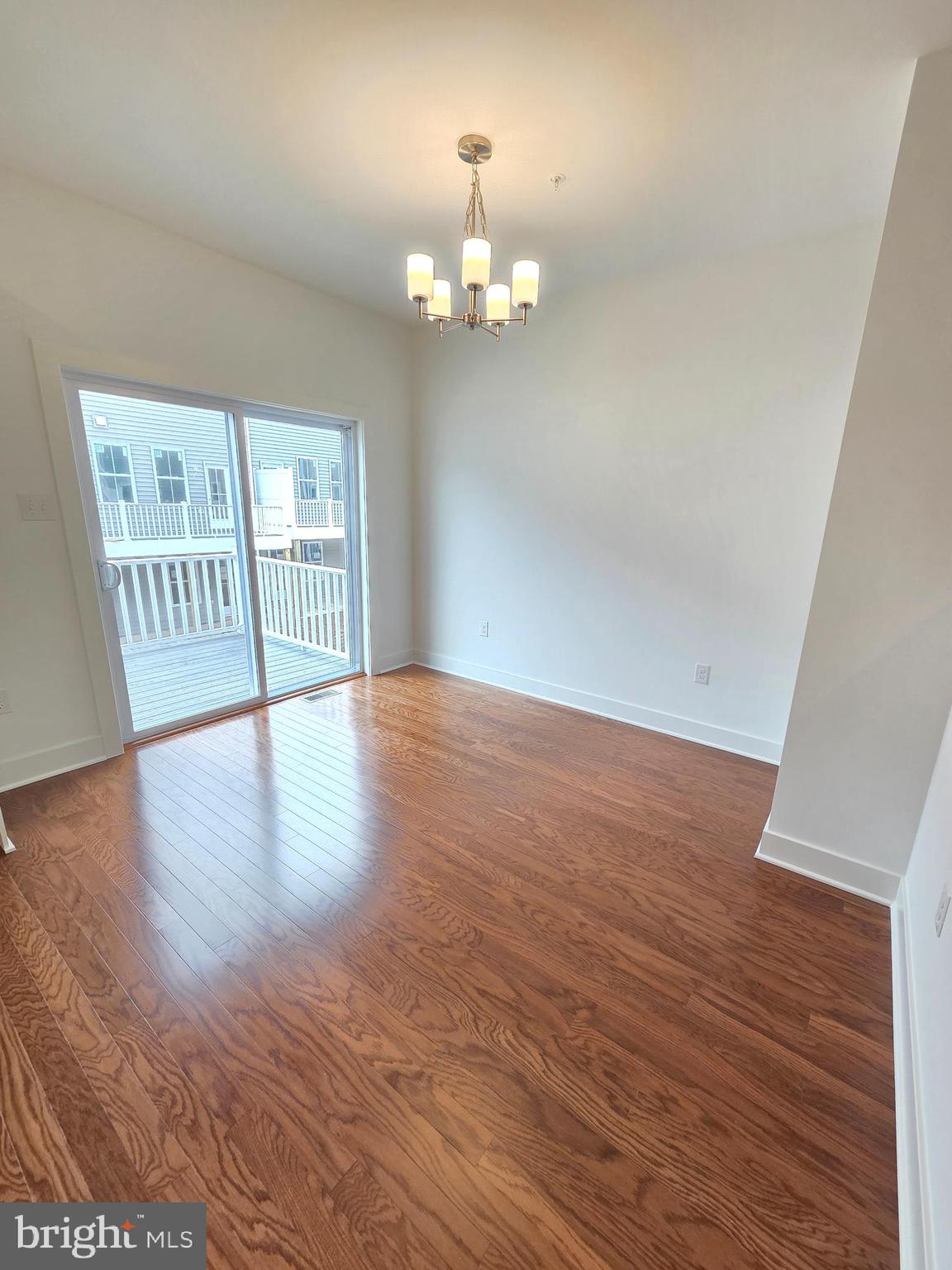 STERLING WALK - Residential Lease