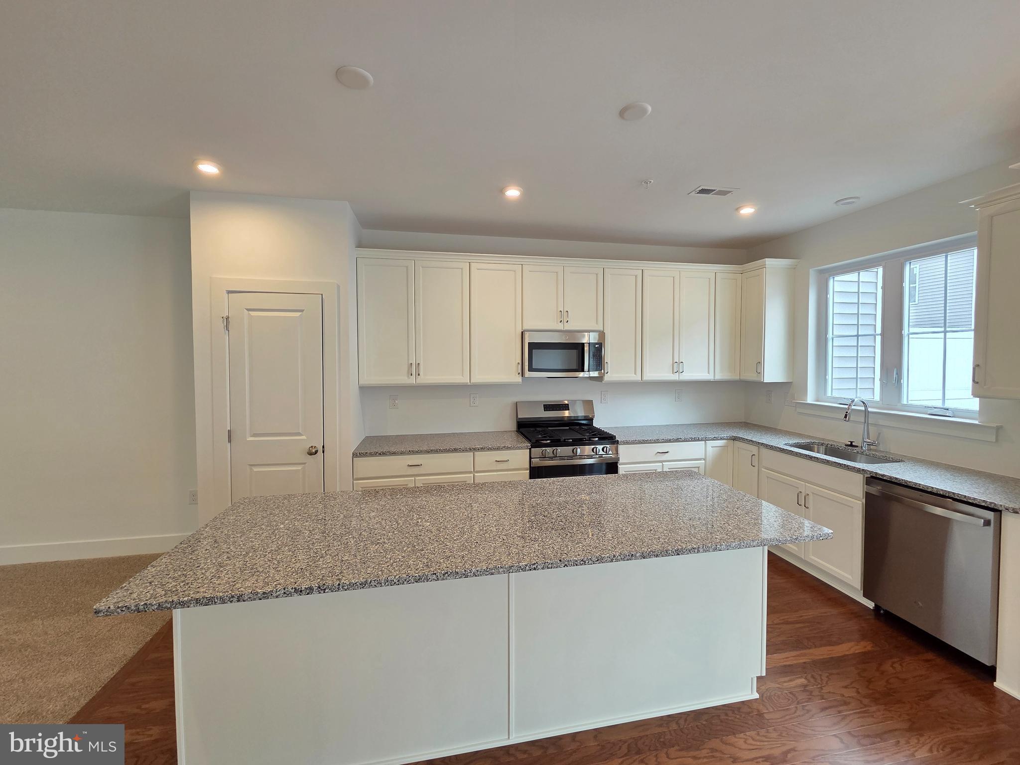 STERLING WALK - Residential Lease