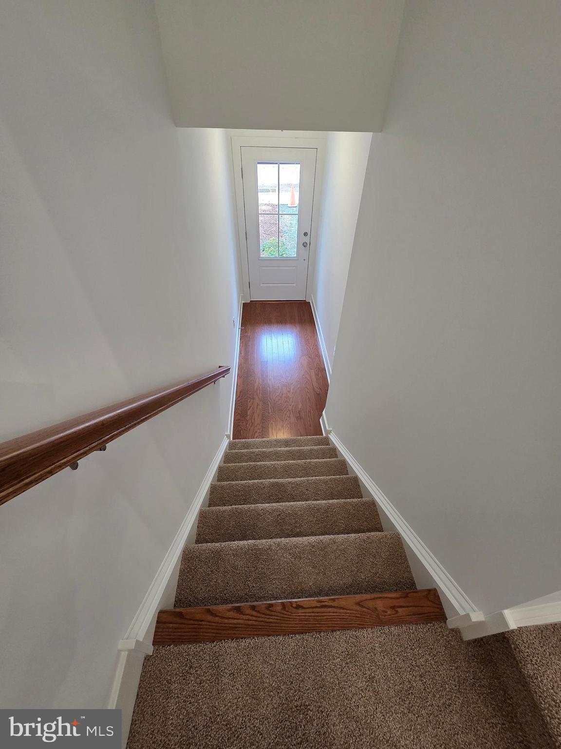 STERLING WALK - Residential Lease