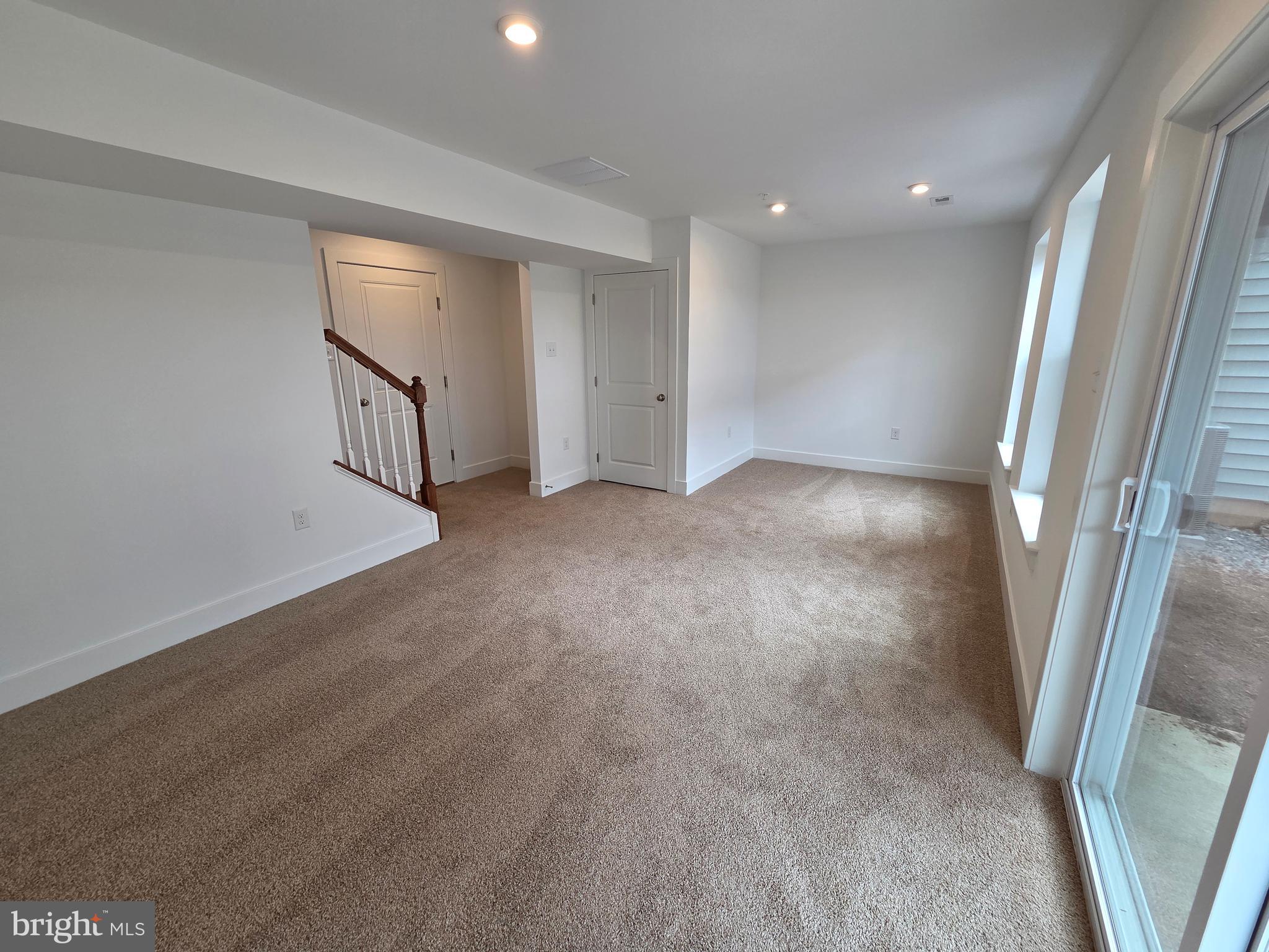 STERLING WALK - Residential Lease