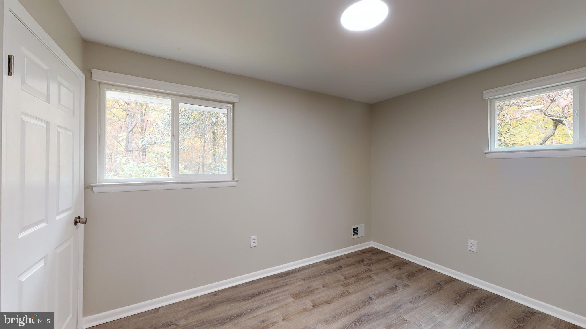 ROSE MARIE - Residential Lease