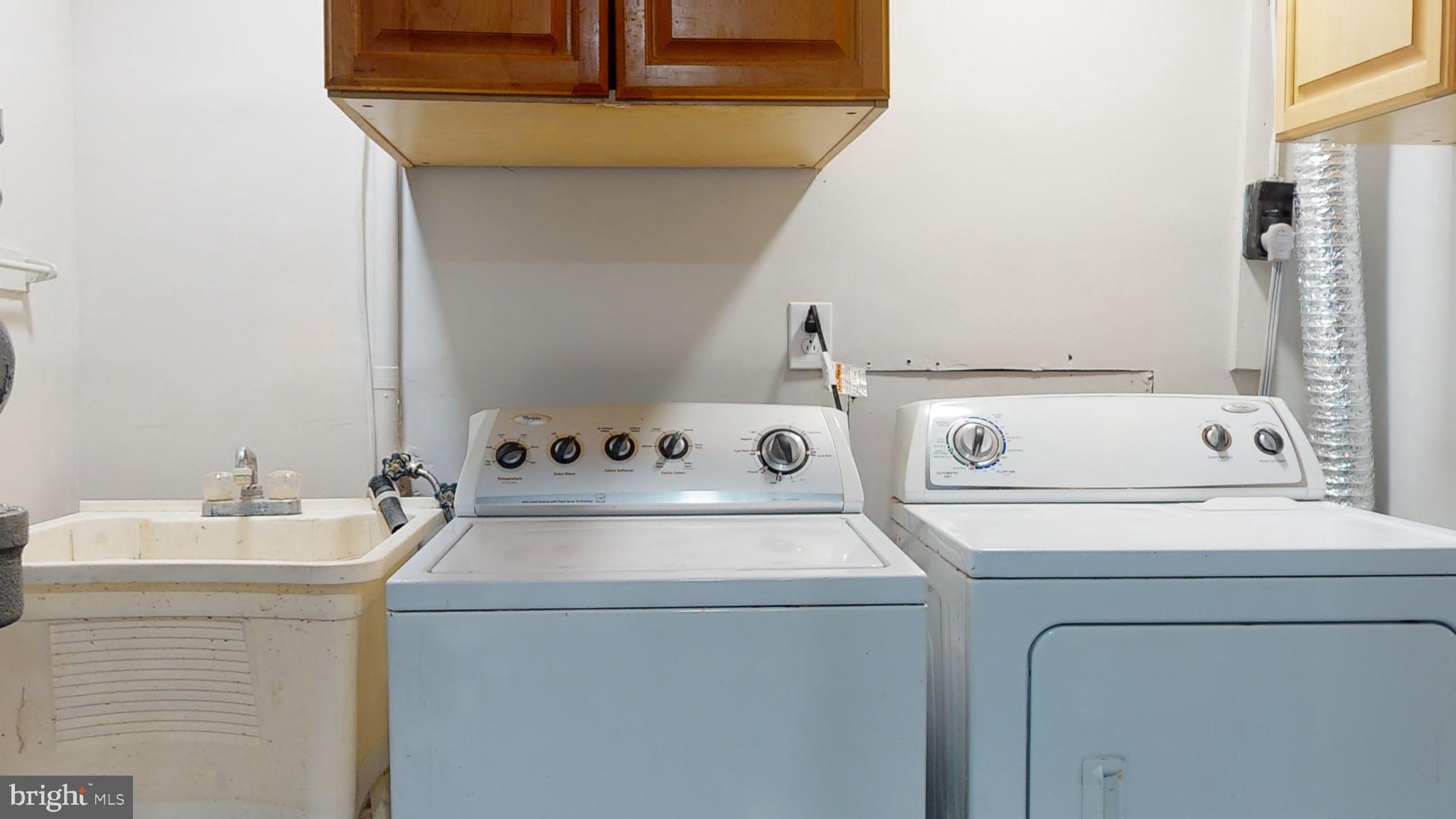 ROSE MARIE - Residential Lease