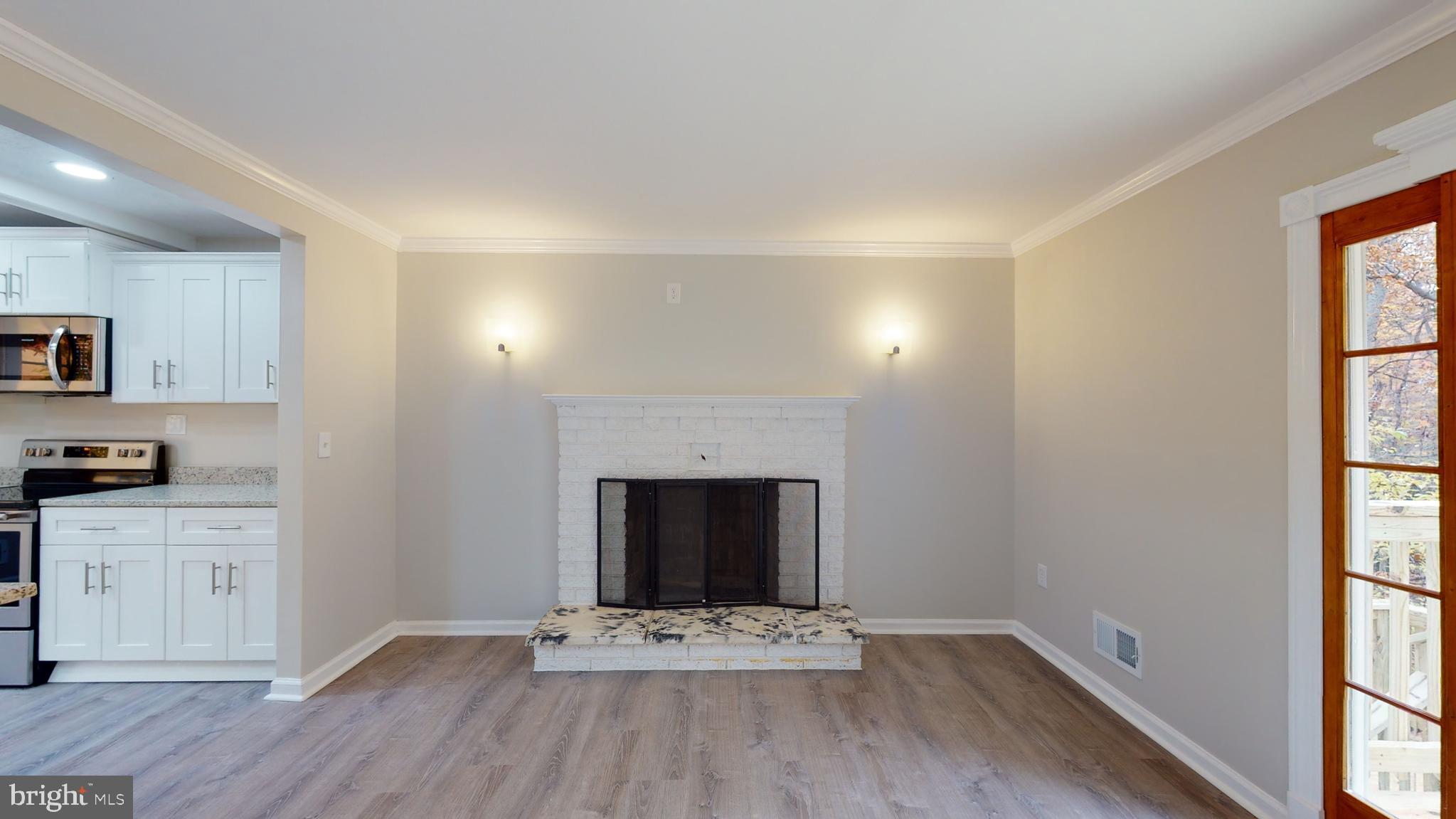 ROSE MARIE - Residential Lease