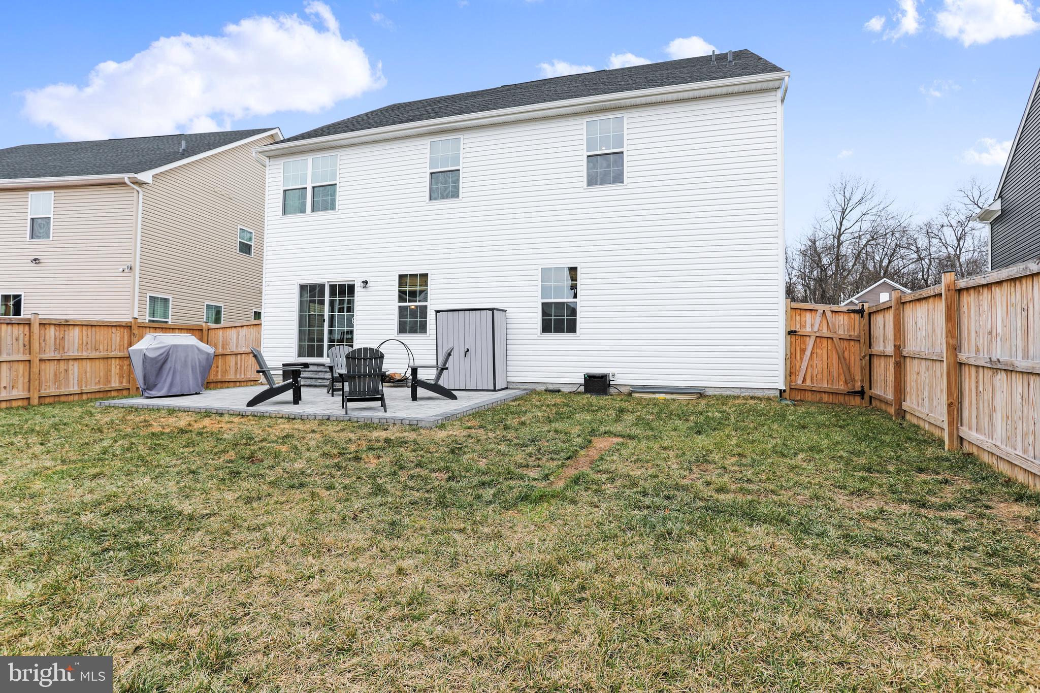 THE LAKES AT MARTINSBURG - Residential