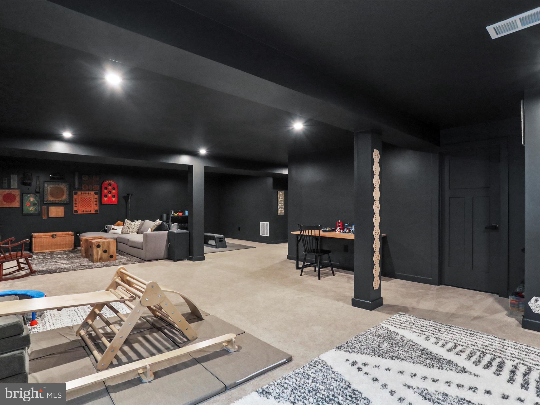 THE LAKES AT MARTINSBURG - Residential